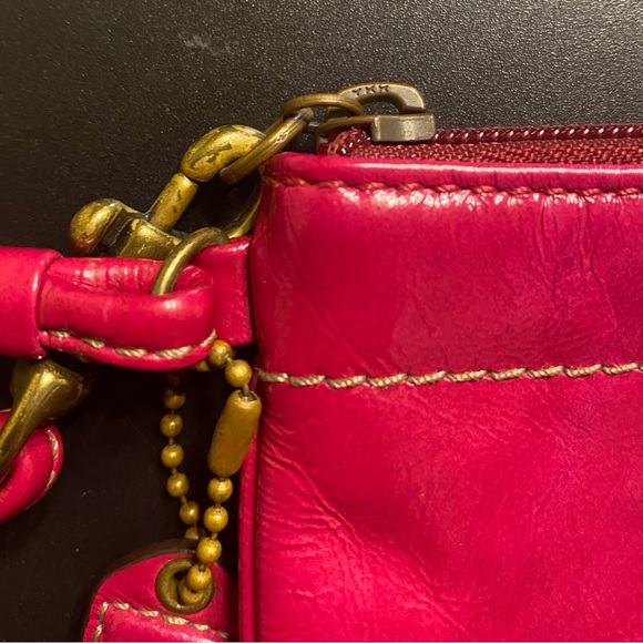 Coach patent leather magenta wristlet - Picture 3 of 6